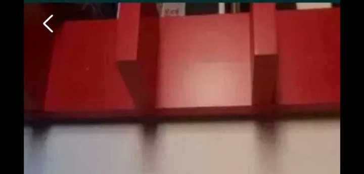 Estante para arrumações