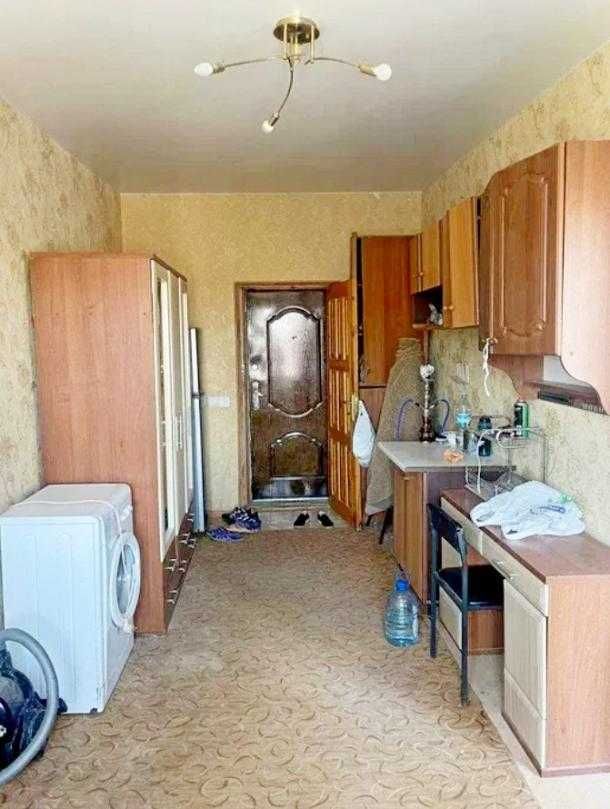 Продам 2комн гостинку в Докучаева