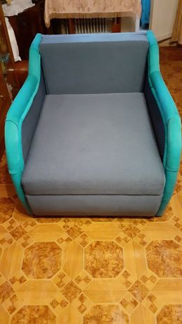 Продам детское кресло- кровать  154×70