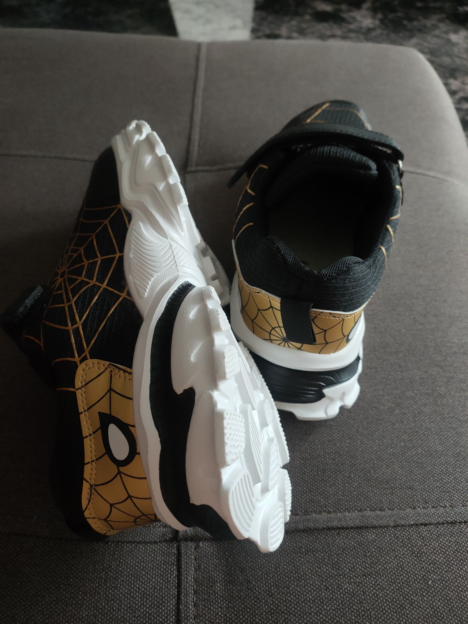Adidasy r. 38 Nowe