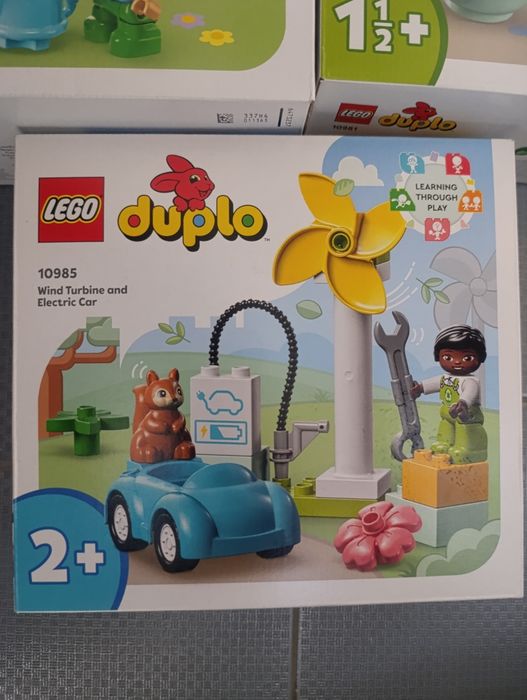 Конструктор lego duplo 10987, 10985, 10981