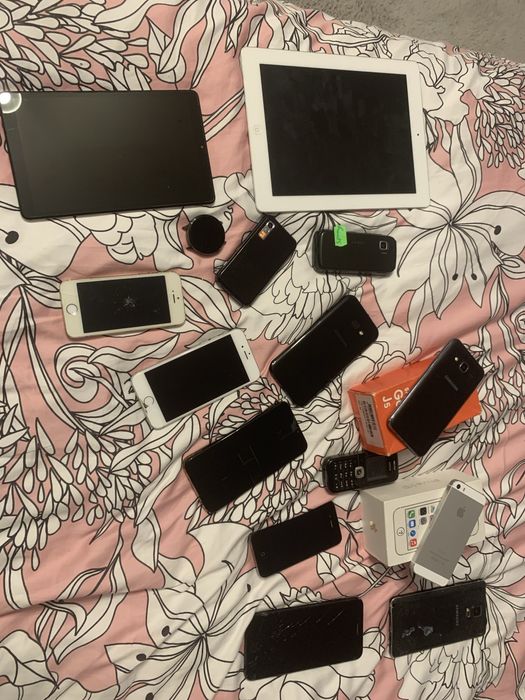Pakiet telefonów i tabletów  na odzysk rezerwacja