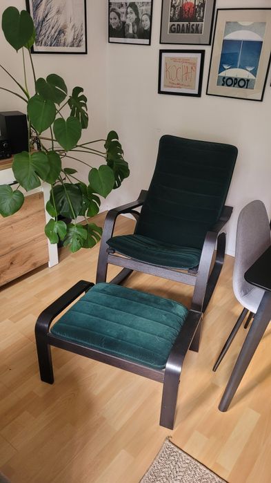 Fotel bujany Ikea i podnóżek Ikea