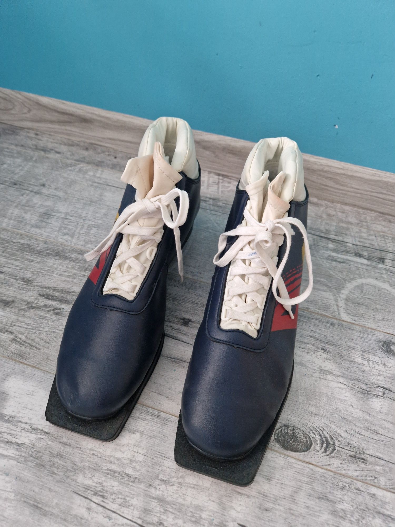 Buty do nart biegowych Alfa NN75 roz. 45 z futerkiem