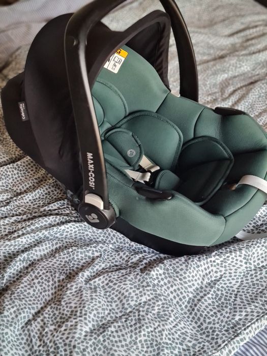 Cadeira Auto Maxi-Cosi para Bebé em ótimo estado