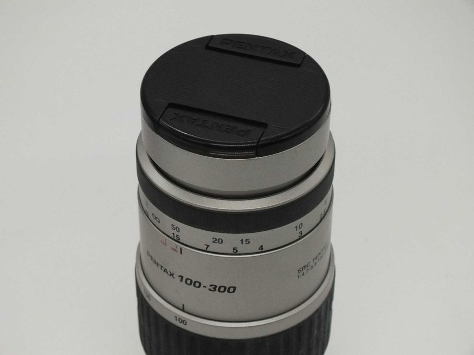 Teleobiektyw Pentax 100-300mm f 4,7-5,8.