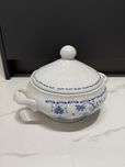 Waza ozdobna porcelana Książ biało niebieska
