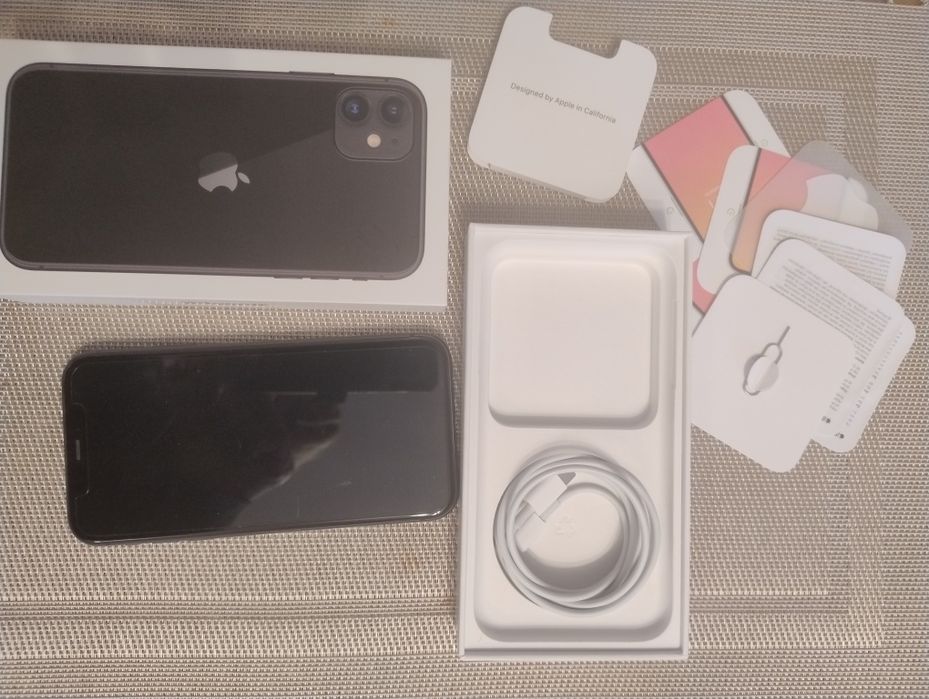 iPhone 11 128 GB czarny