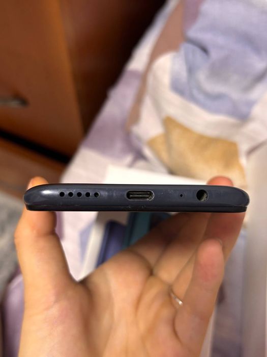 Продам Redmi note 9