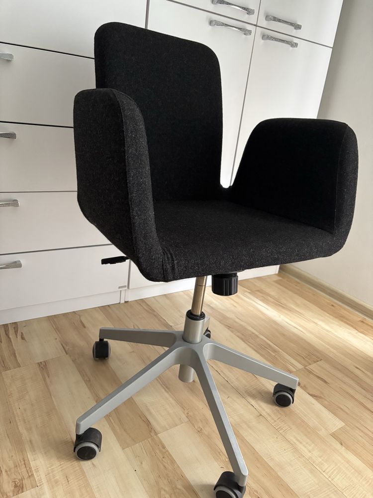 Krzesło obrotowe ikea