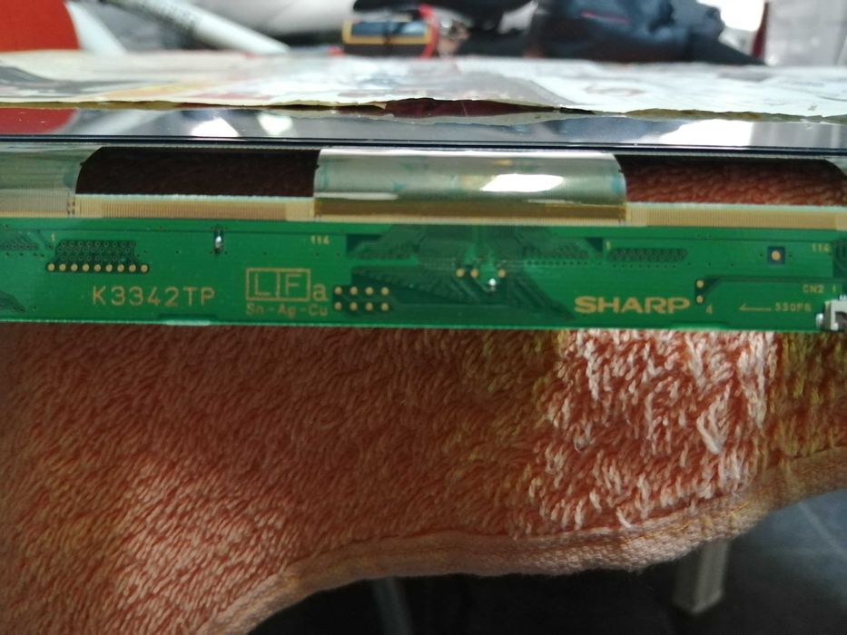 Vários paineis de tv lcd e led