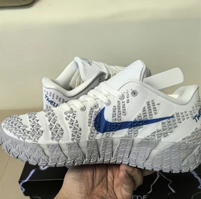 Баскетбольні кросівки nike ja 3