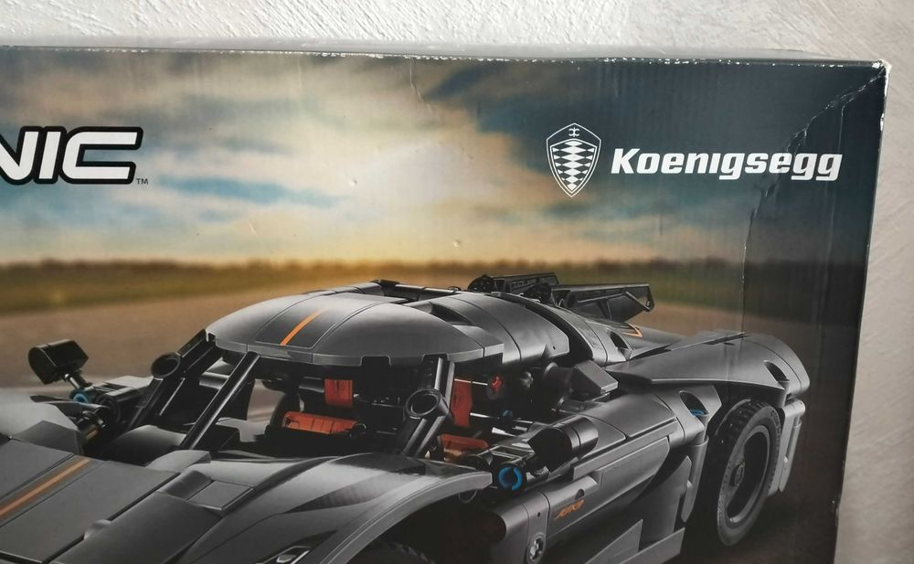 LEGO Technic szary hipersamochód Koenigsegg Jesko Absolut 42173