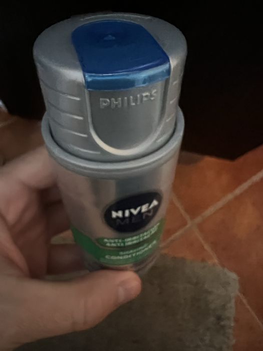 Vendo gel hidratante Nivea Men Phillips