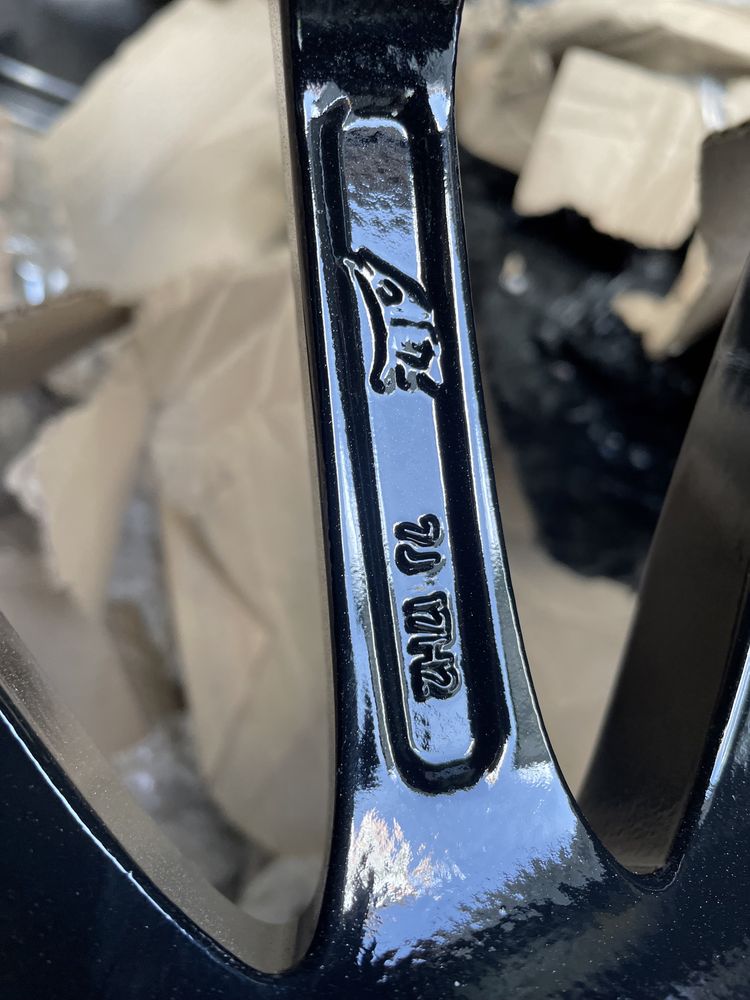Диски R17 5/114.3 AEZ Original