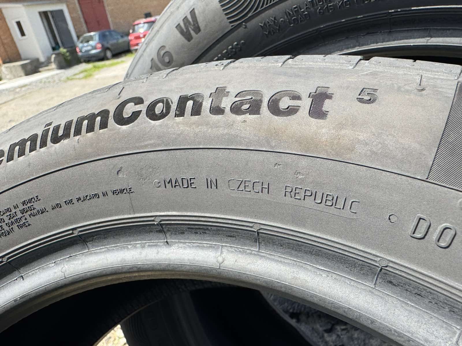 Пара літніх шин Continental ContiPremiumContact ⁵ 205/55 R16