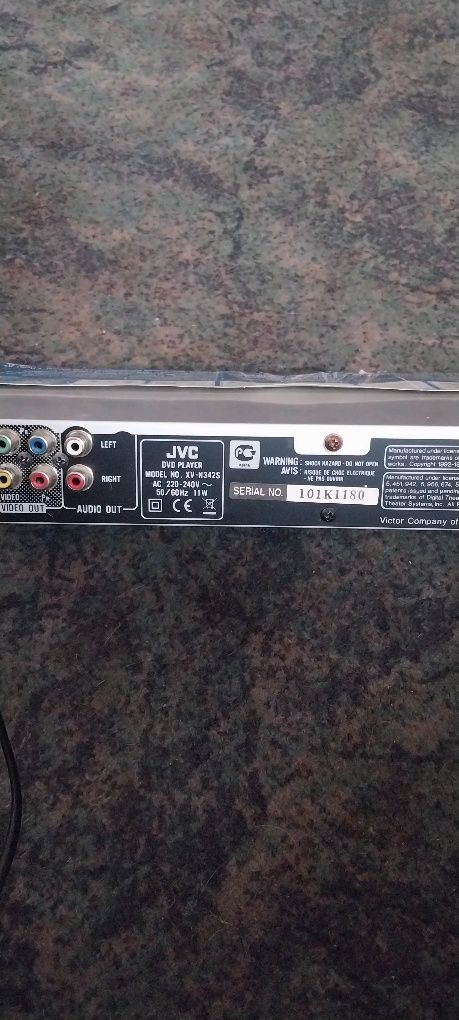 Продам  DVDплеер JVC