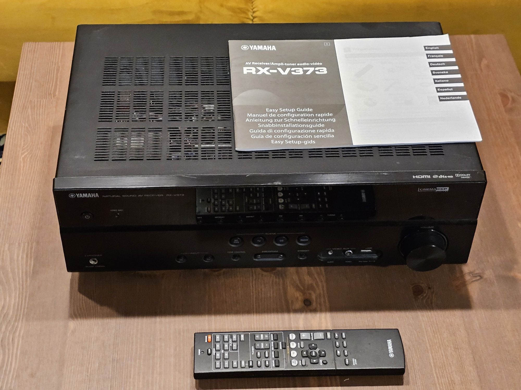 Amplituner Yamaha rx-v373