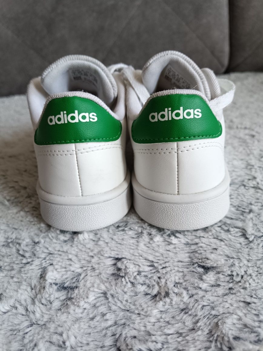 Buty Adidas Advantage