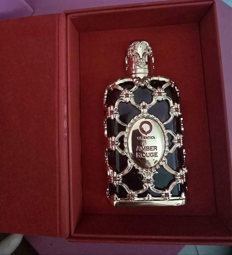 Perfume arabe de luxo Amber Rouge
