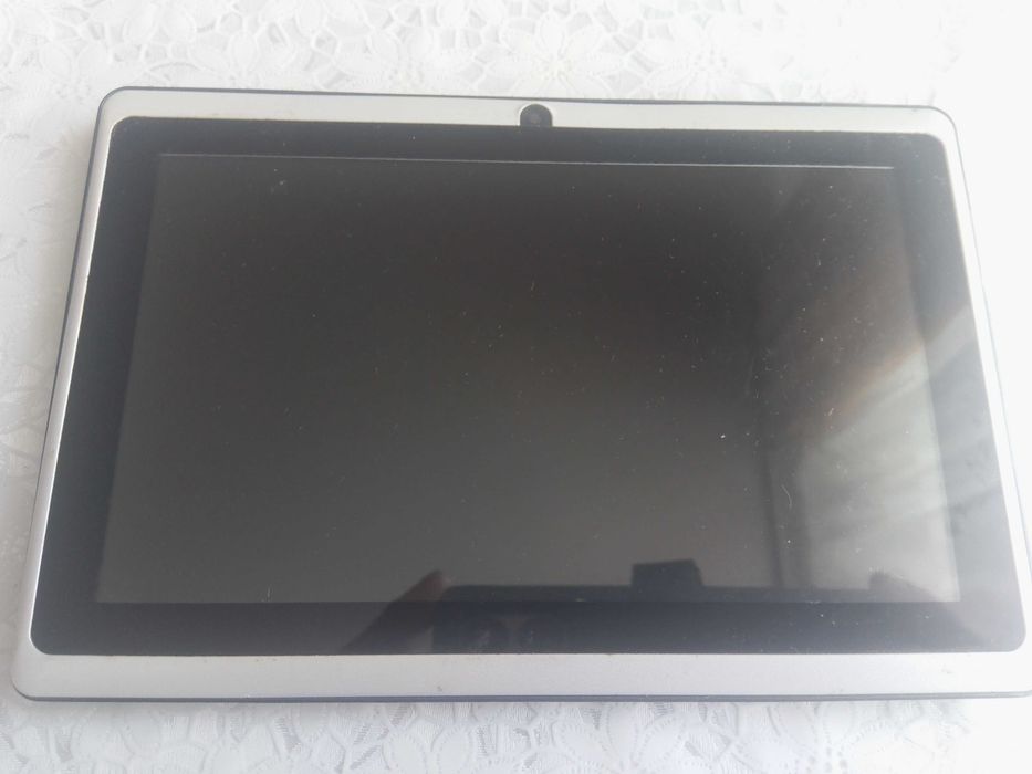 Планшет Dragon Touch несправний