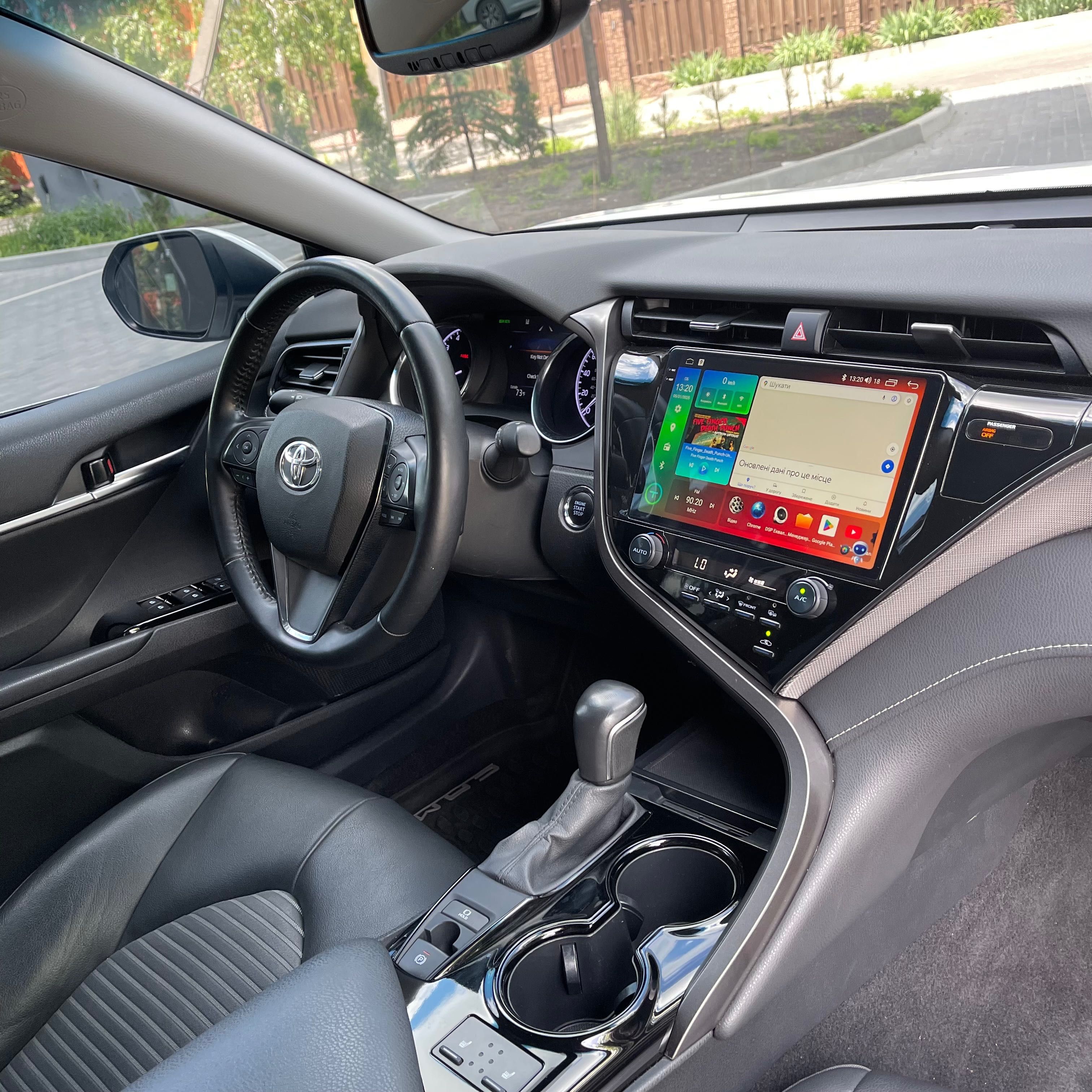 Toyota Camry SE AWD