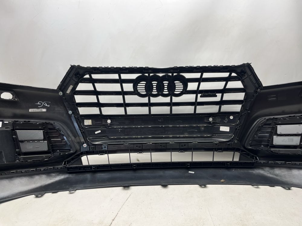 Audi Q5 80A 17r- S-line