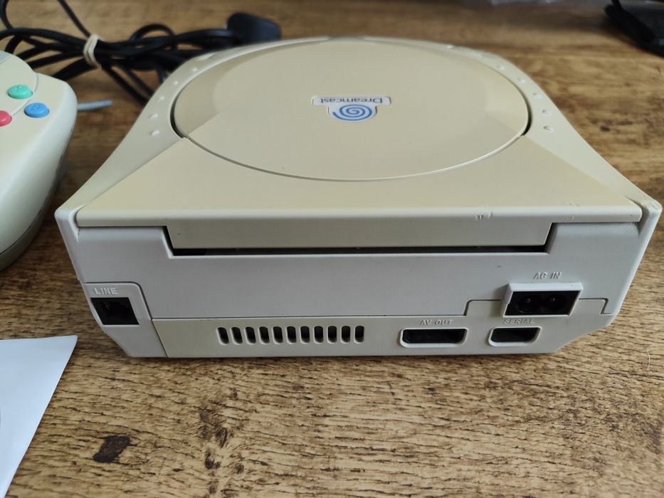 Sega Dreamcast PAL konsola do gier 100% sprawna zestaw pad kable