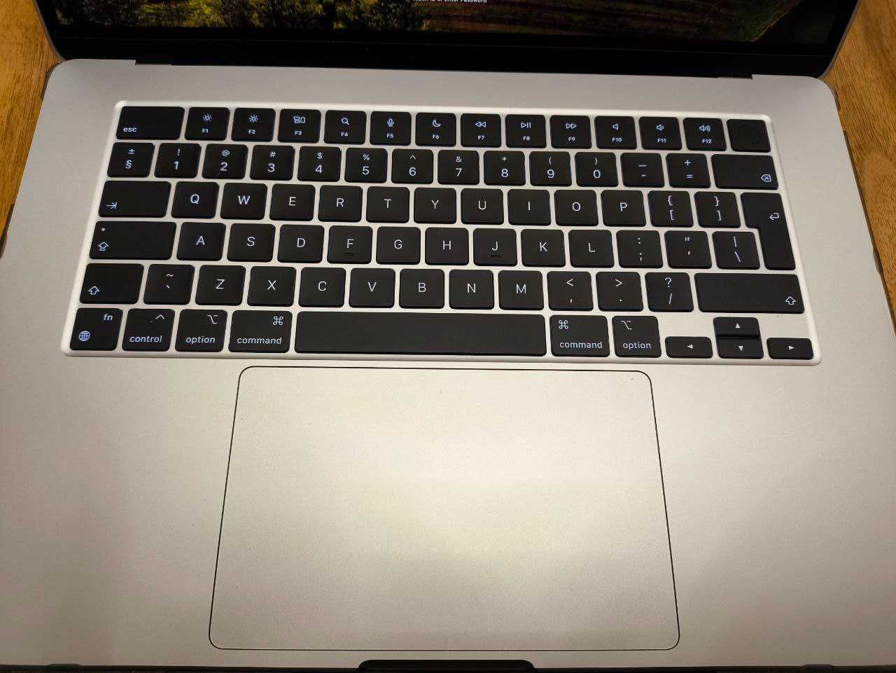 Macbook air 15"/M2/8gb/256gb/2023