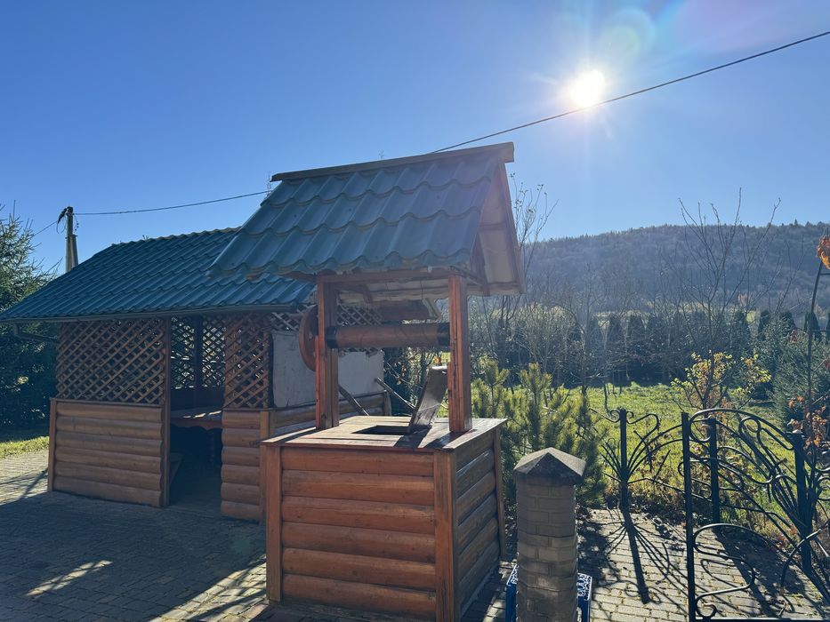 Продам будинок у с. Східниці