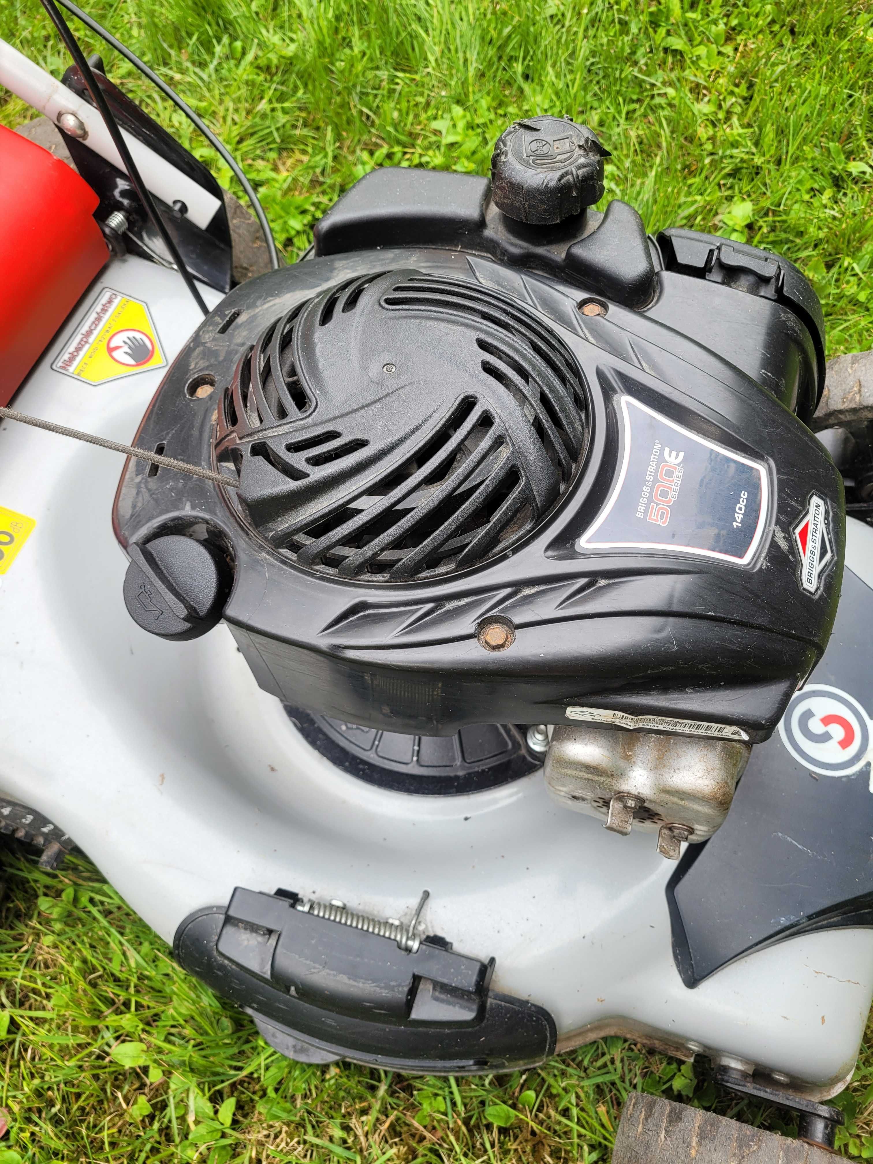 Kosiarka spalinowa Sterwins / silnik Briggs & Stratton / moc 1,9 kW