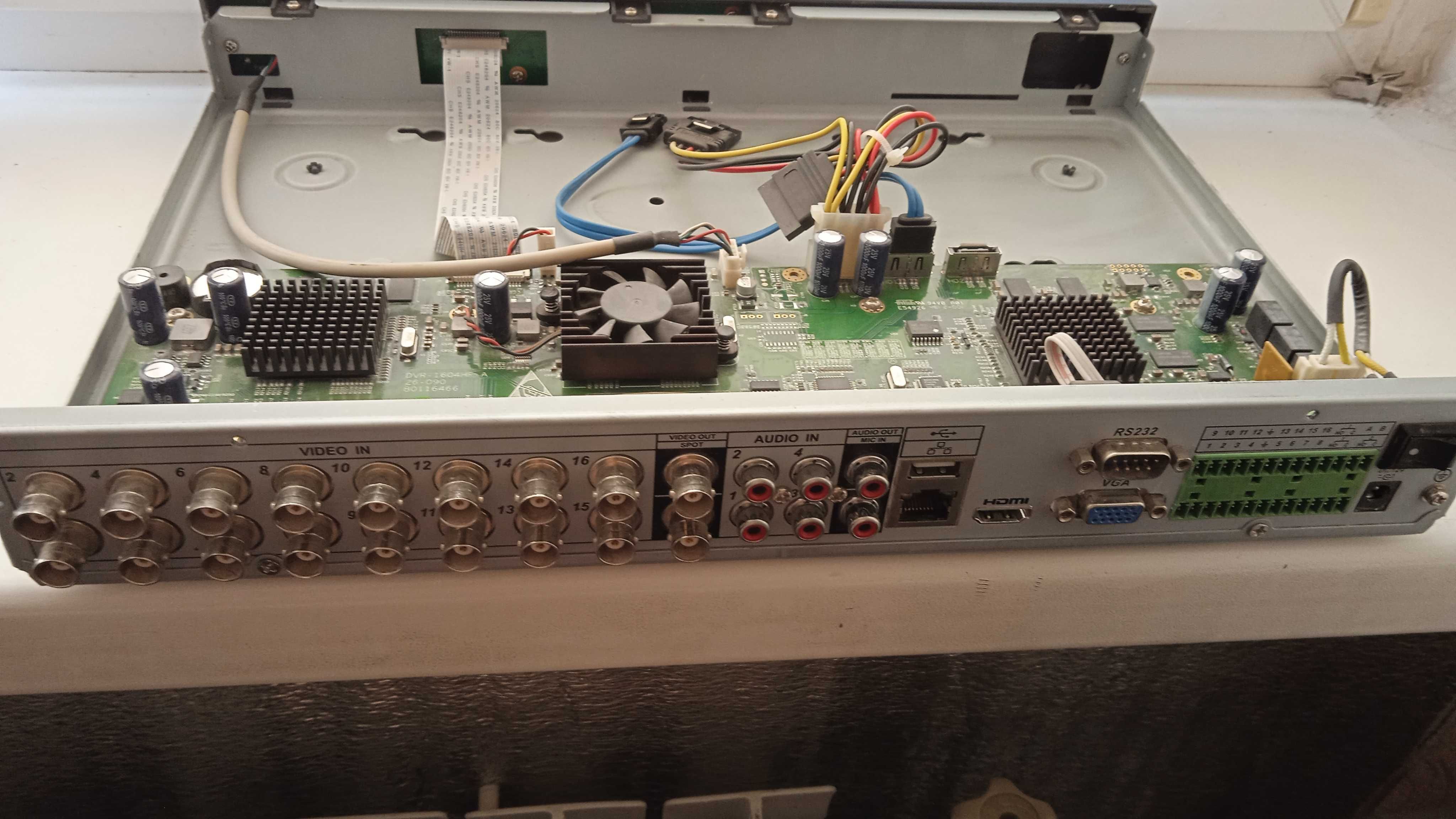 Видеорегистратор AVG1604HF-A камер видеонаблюдения без блока питания