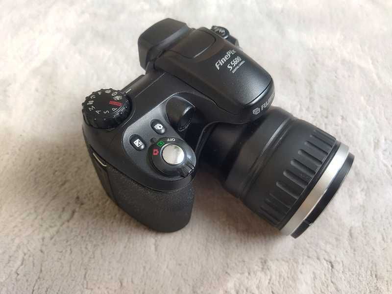 Aparat FujiFilm S5600