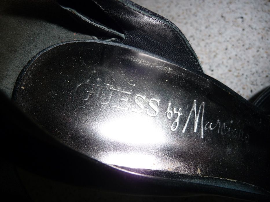 Buty Guess rozmiar 39