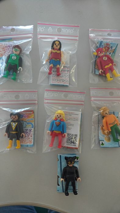 Ovo Kinder DC Playmobil
