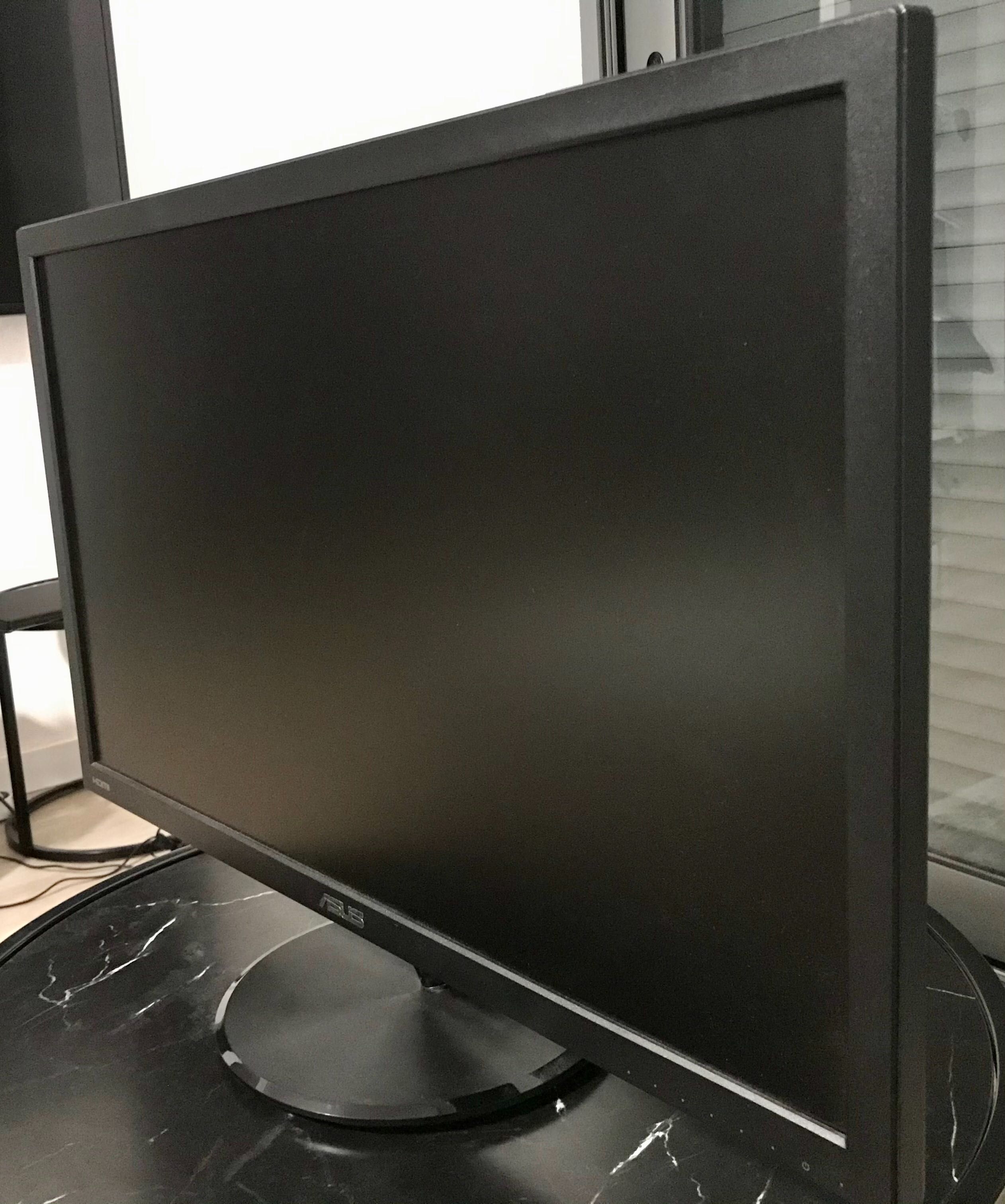 Asus VP278 monitor em bom estado