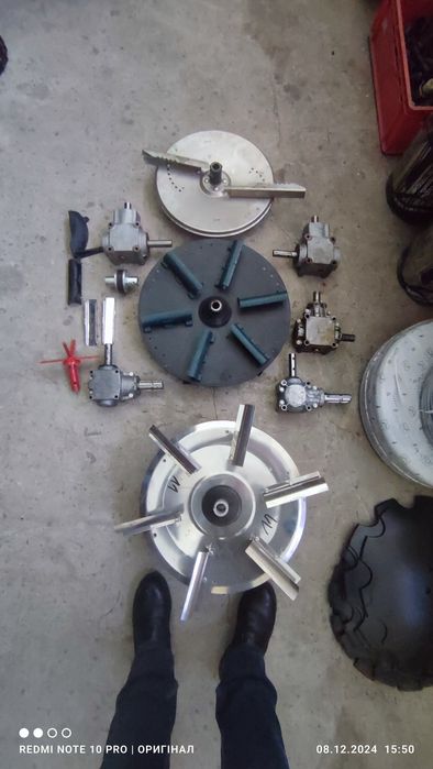 Редуктор Розкидача 200,1000л, Тарілка Розкидача,Запчастини Польща.