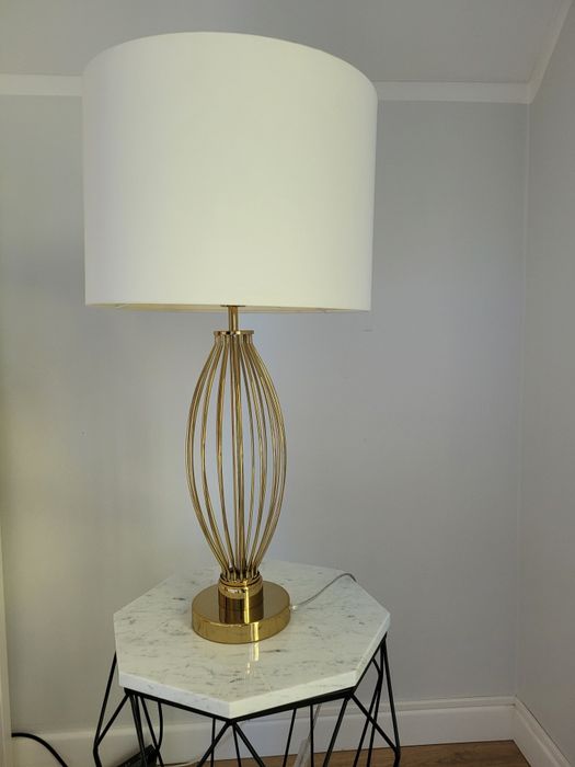 Lampa stołowa złota