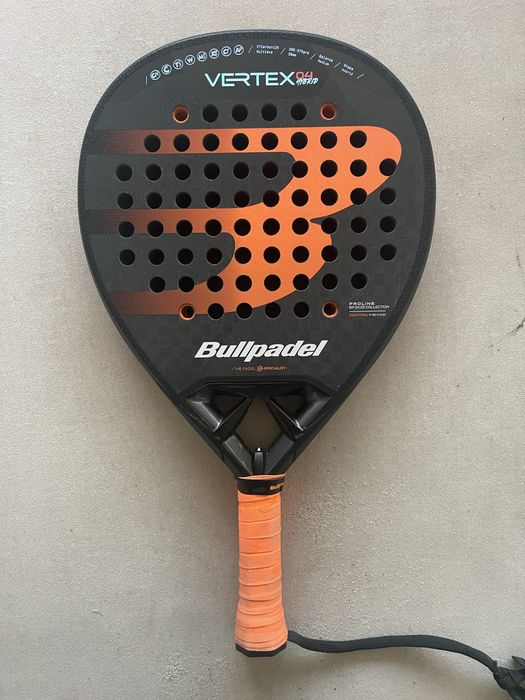 Raquete Bullpadel Vertex 04 Hybrid 2025
