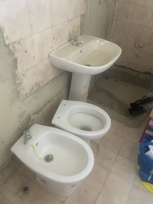 Loiça casa de banho
