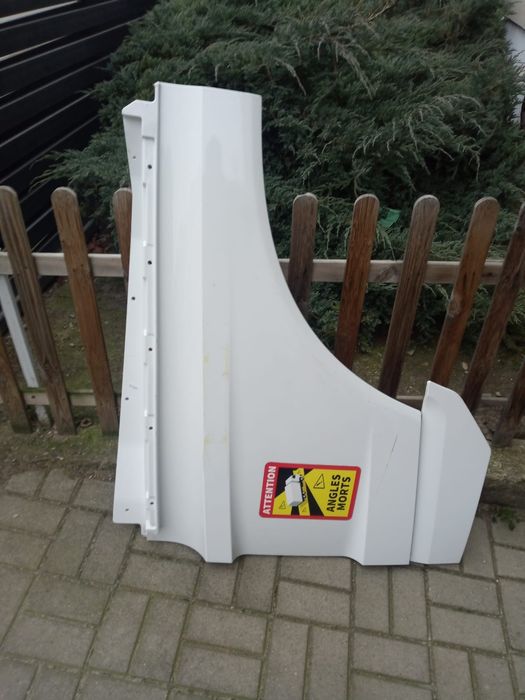MP4 przedłużenie drzwi lewe