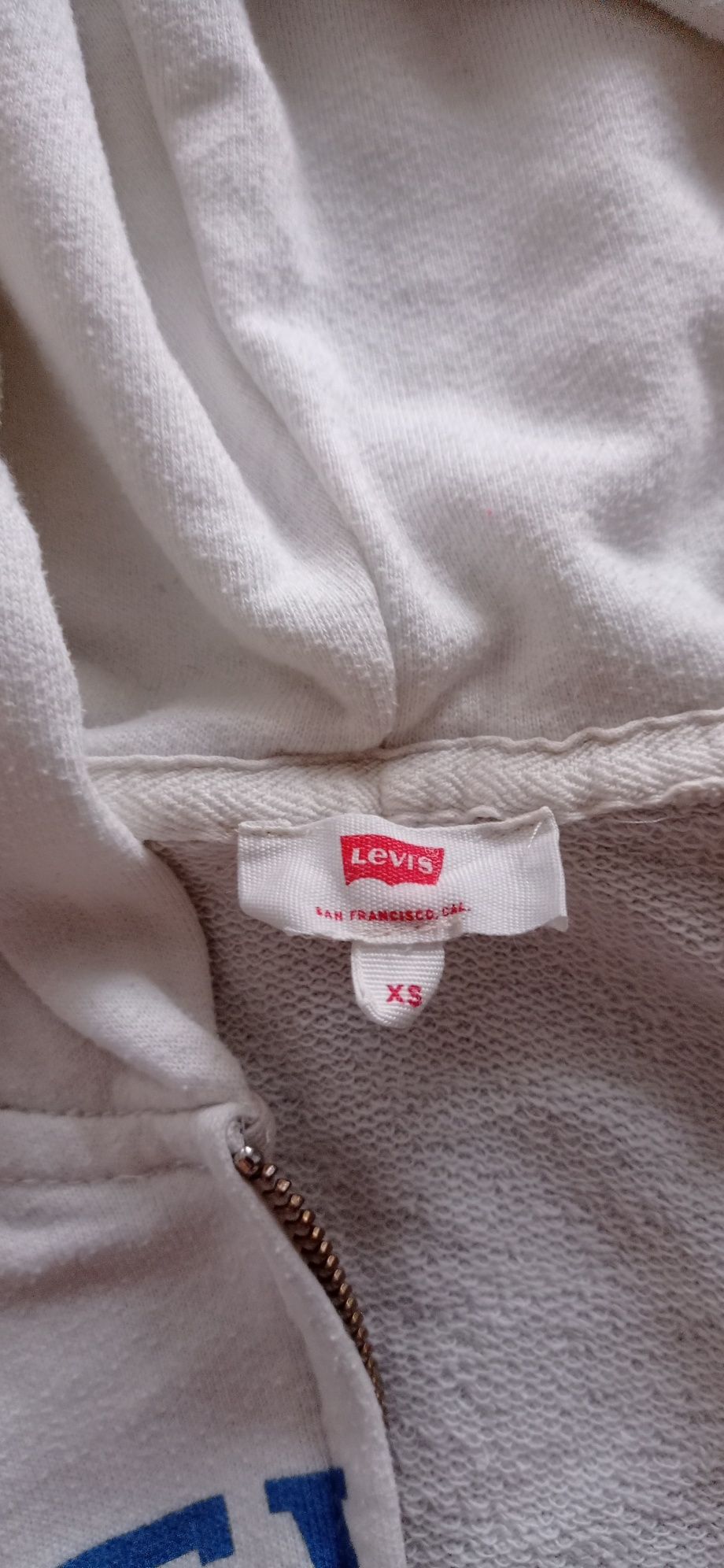 Spodnie Zara, bluza Levi's gratis