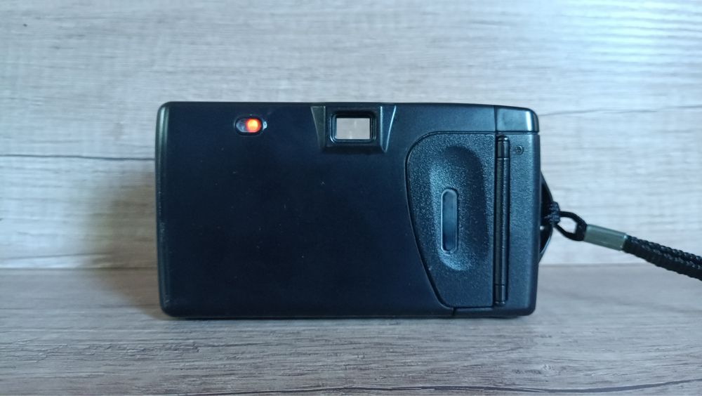 Minolta Freedom 50n, Le Clic Easy Shot 400 плівкова компакт камера