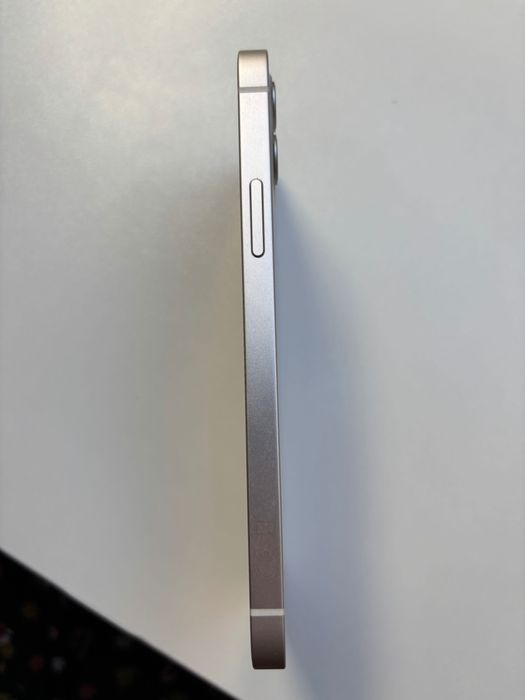 iPhone 12 64gb kondycja 79%