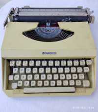 Máquina escrever vintage Mercedes