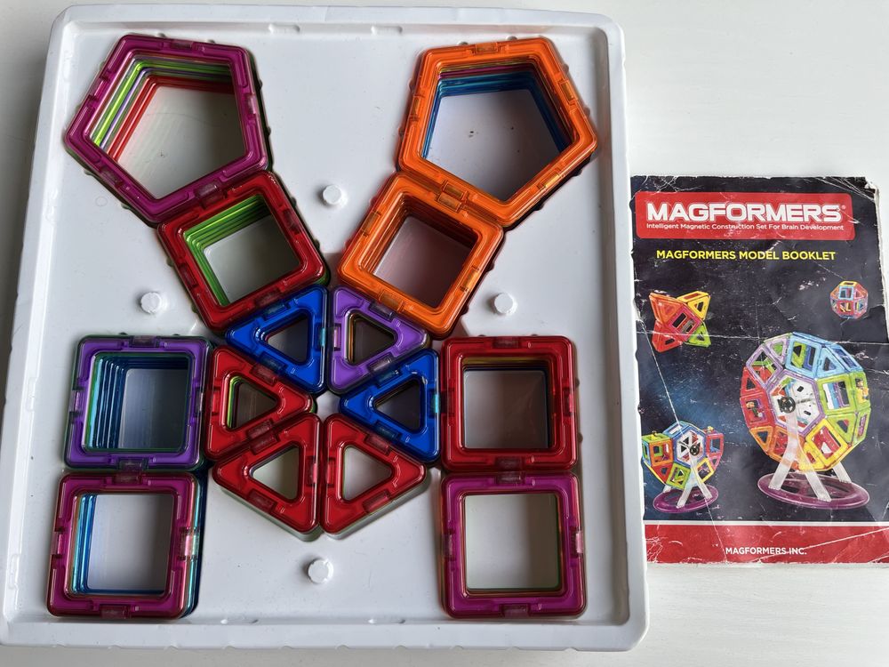 Magformers Basic set line 62 elementy klocki magnetyczne