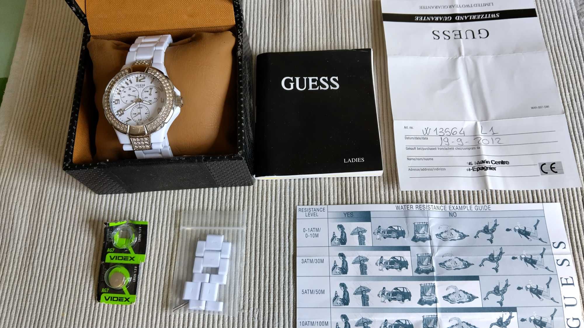 Часи жіночі GUESS