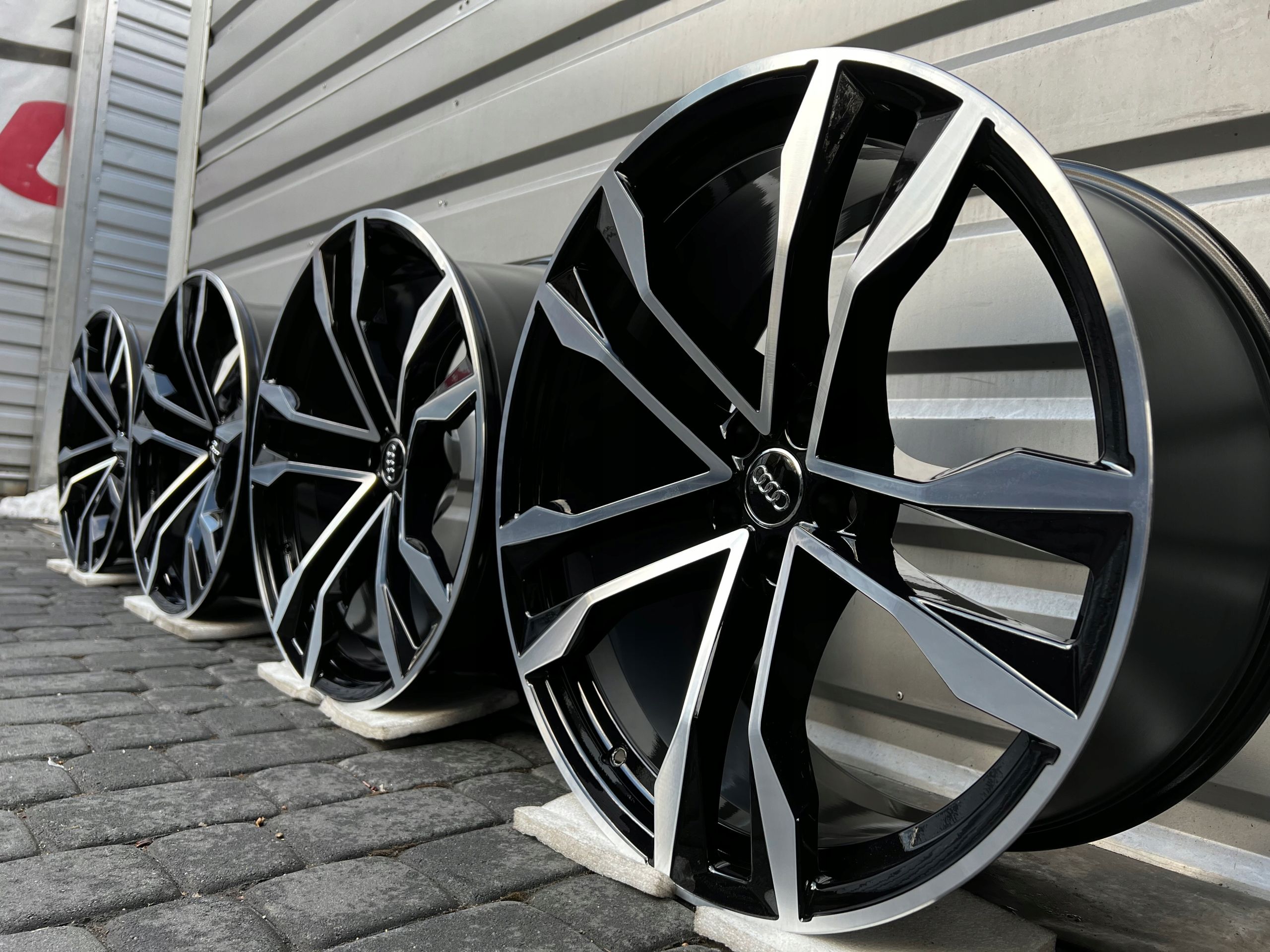 Felgi Audi 22 RS6 RS7 Q7 SQ7 Q8 SQ8 RSQ8 E-Tron
