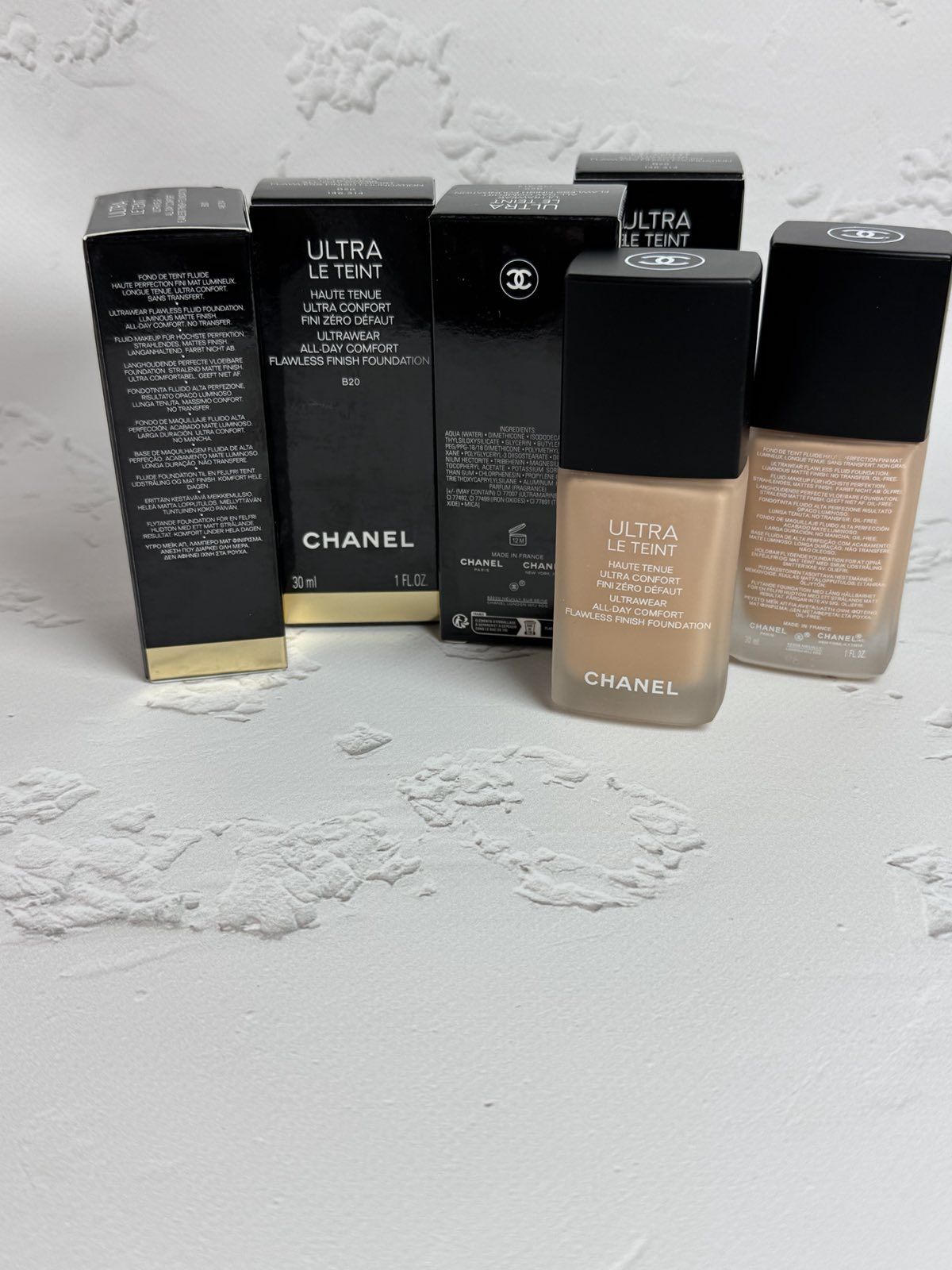 Тональний крем Chanel B20