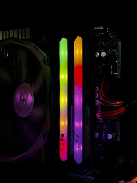 Pamięć ram PNY 2x8gb 3200MHz RGB